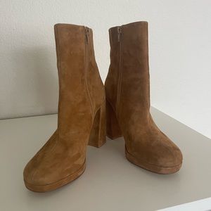 Steve Madden Main Booties